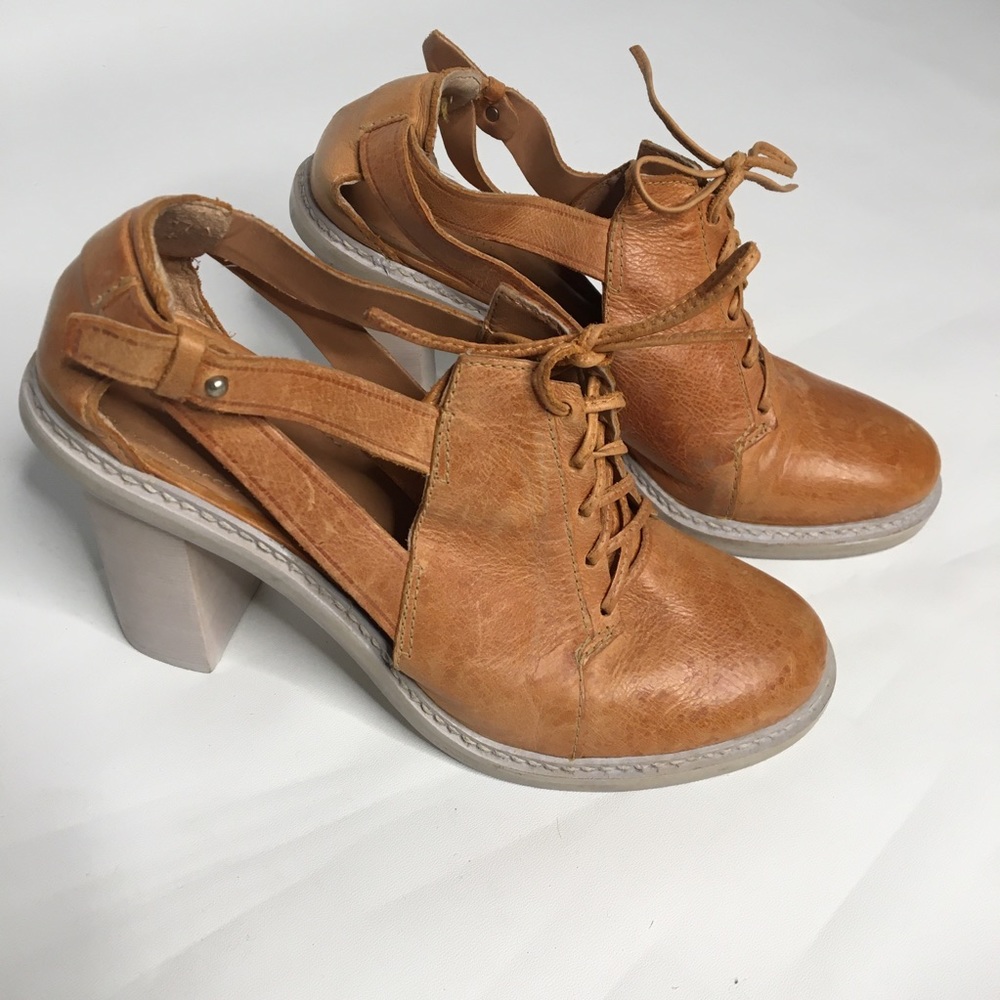 {Anthro} Schuler & Sons Laced Up Heel Booties -7.5